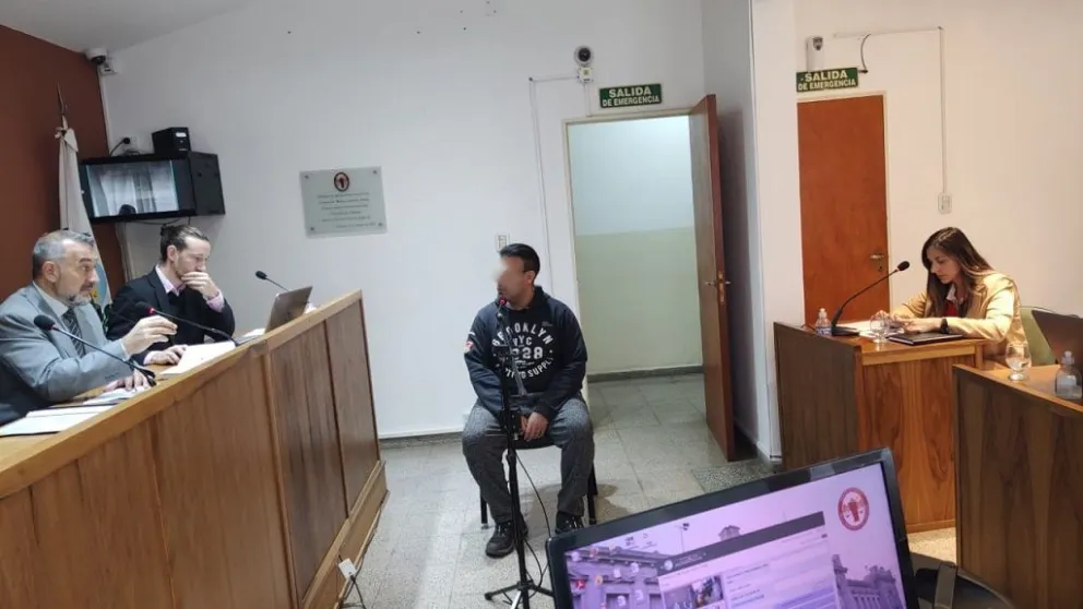 Condenan a un hombre de la Villa de Merlo por tenencia y distribución de pornografía infantil.