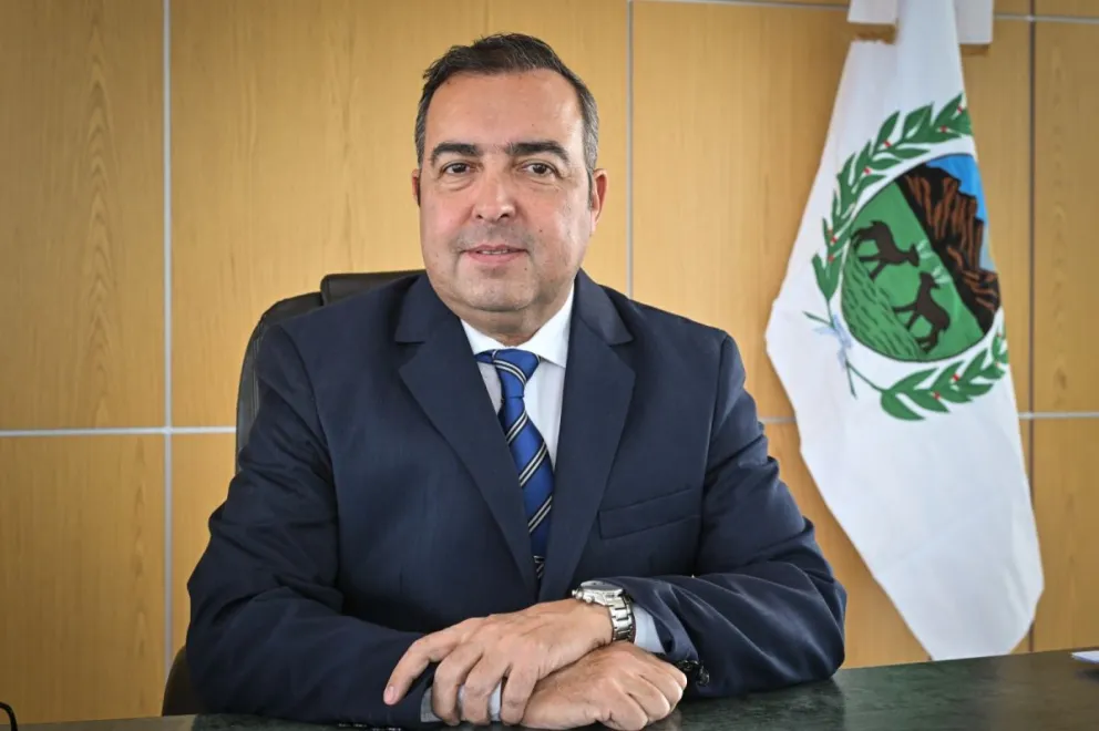 La decisión fue comunicada mediante una nota enviada al Primer Mandatario, en la que el ahora exfuncionario explicó que su alejamiento obedece a “razones de estricto carácter particular”.