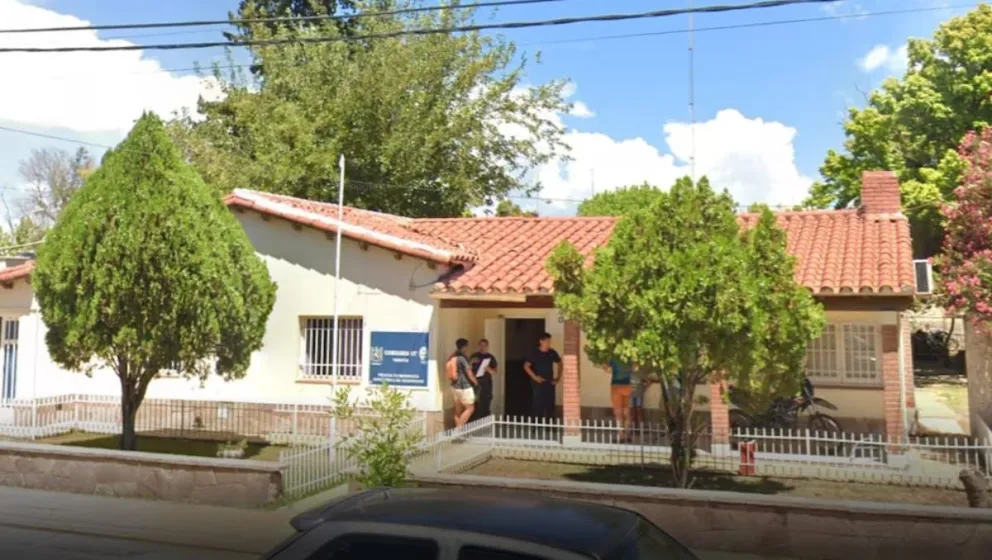 Un espeluznante caso sacudió a la comunidad de Tunuyán, Mendoza. Una abuela de 36 años fue detenida este martes luego de que intentara vender a su nieto de tres años por 14 millones de pesos