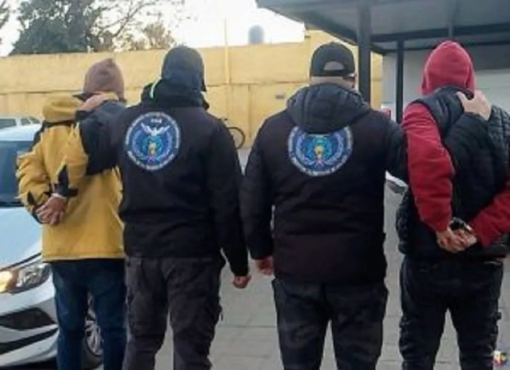 La Justicia Federal dispuso el encarcelamiento de dos hombres y una mujer acusados de integrar una organización dedicada al tráfico de drogas. (Foto: Policía de San Luis)