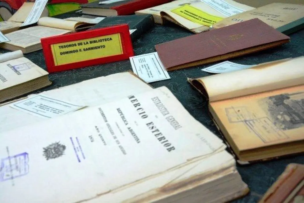 La fecha recuerda la primera publicación de El Facundo y se convirtió con los años en una invitación a leer, reflexionar y revalorizar las voces locales.