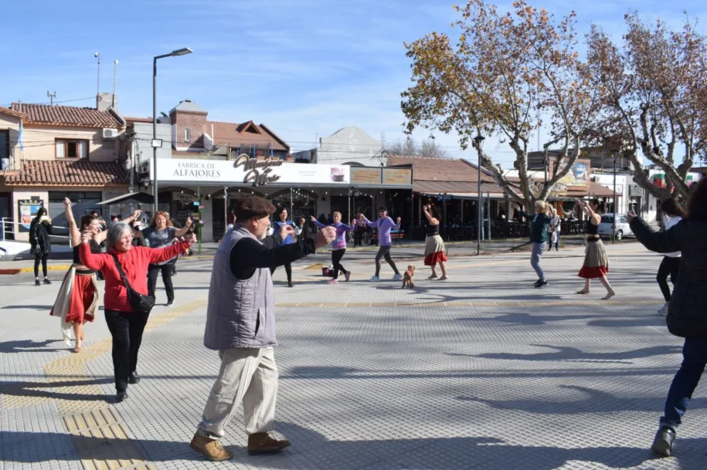La Villa de Merlo celebrará el domingo 29 de junio, desde las 12:00, el primer aniversario de la puesta en valor de la emblemática Plaza Sobremonte.