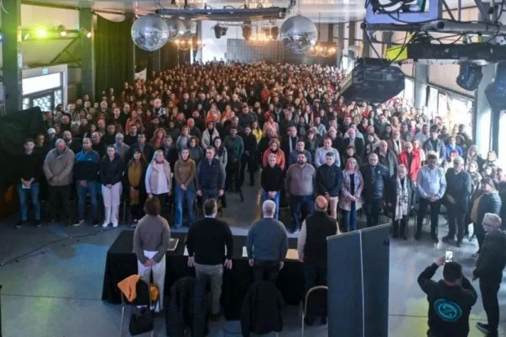 La asamblea votó a las nuevas autoridades y la creación de una escuela de gobierno concebida para la formación de líderes en política y gestión pública. 