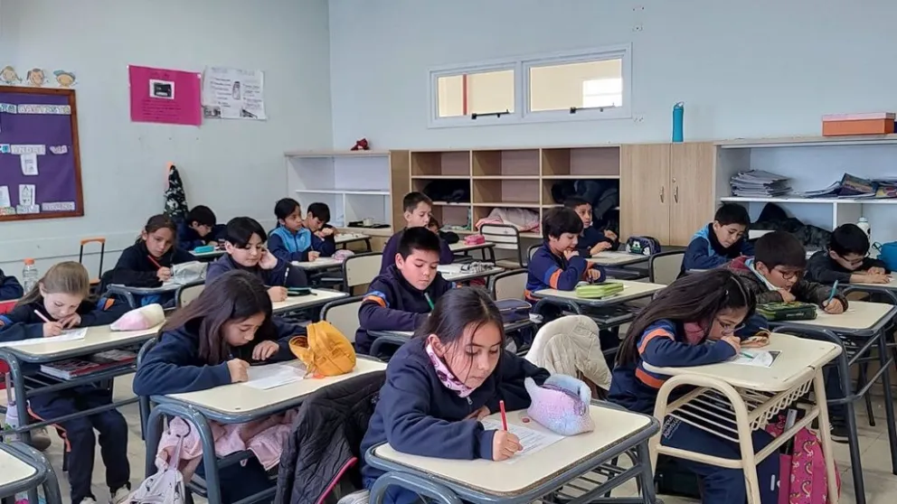 En el caso de las escuelas rurales, se evaluará la condición de cada una para determinar la reanudación de actividades.