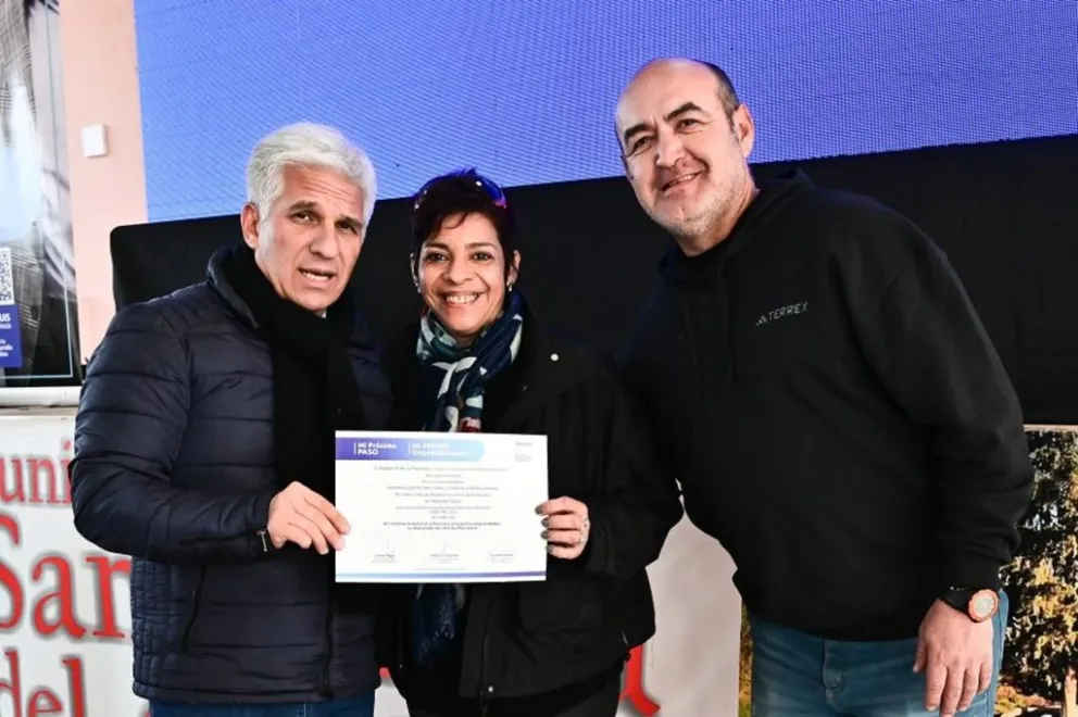 El gobernador Claudio Poggi encabezó el acto en Santa Rosa del Conlara.