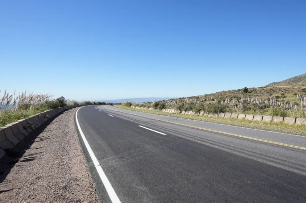  La intervención contempla la ejecución de cuatro sobrepasos en la Ruta Provincial 34 –Camino de las Altas Cumbres. 