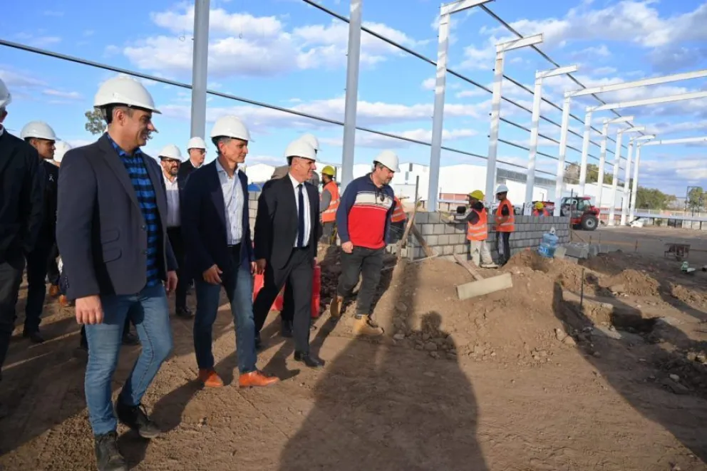 La nueva sucursal de Carrefour será inaugurada antes de que termine el año.
