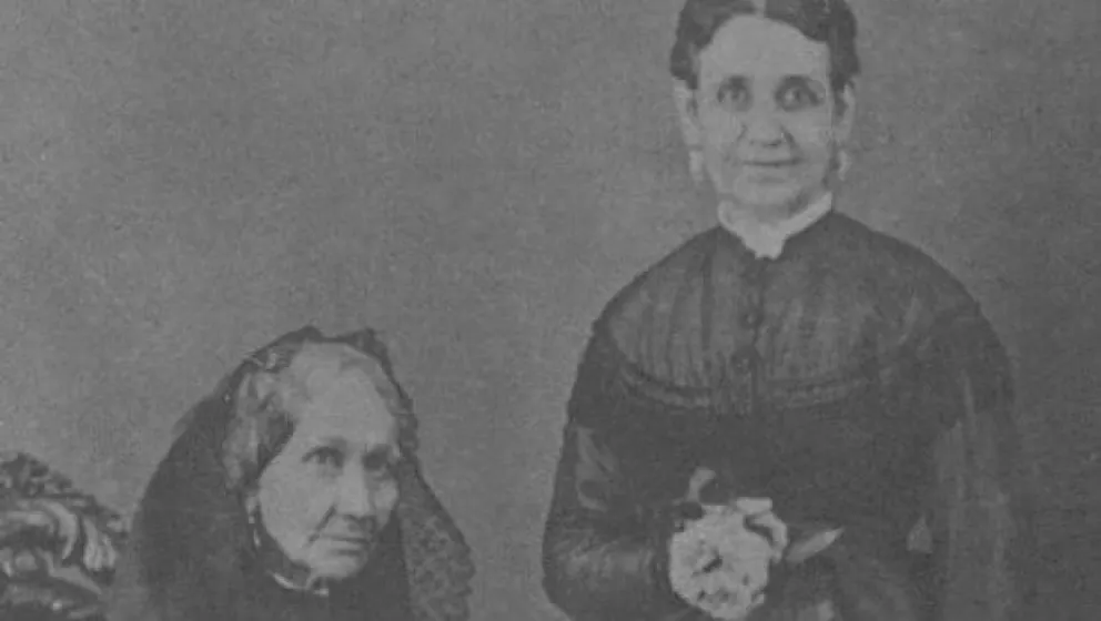  Melchora Pringles de Ruiz Ordóñez y su hija Rosario, esposa de Juan Ruiz Ordóñez y hermana del coronel Juan Pringles, guerrero de la Independencia.  Foto AGN