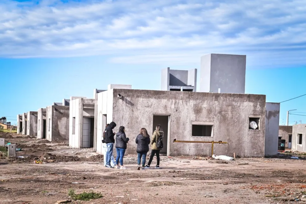Más de 4000 familias se inscribieron en Junín para tener su vivienda propia.