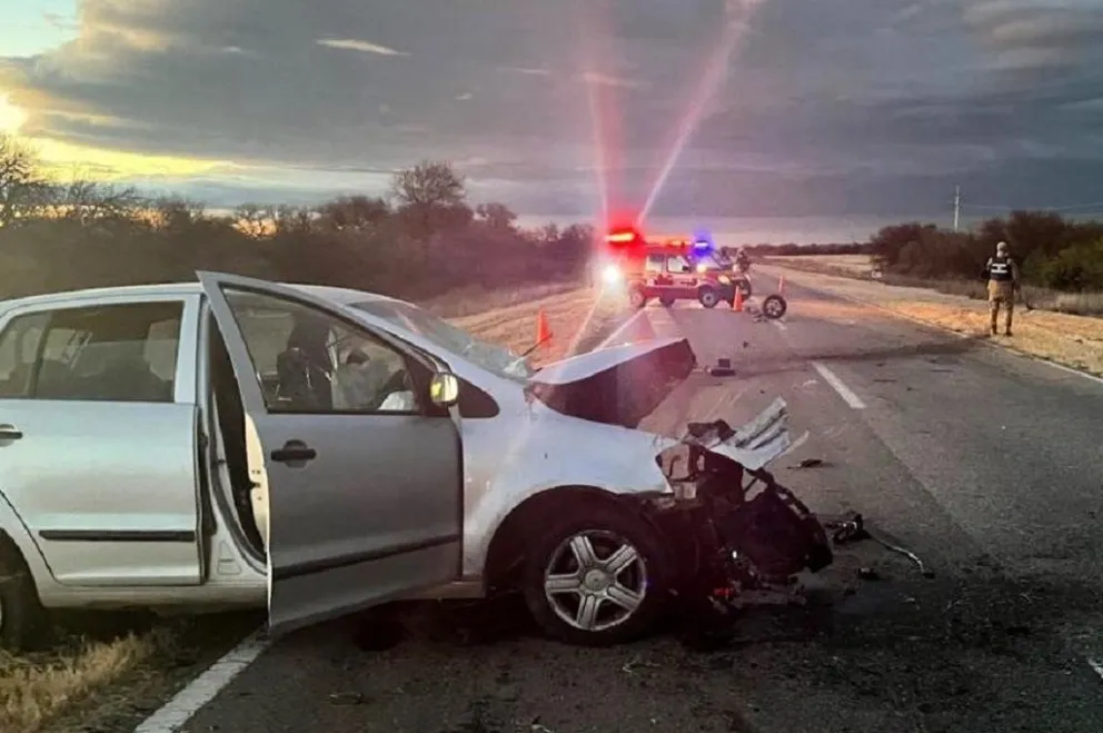  Se confirmó que el VW Fox involucrado en el siniestro había sido sustraído previamente en la localidad de Las Chacras. (Foto: Radio Stylo)
