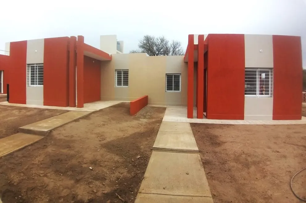 Estas construcciones forman parte de los planes ‘Progreso’ y ‘Sueños’, que están activos en diferentes zonas de la provincia y que suman alrededor de 1.500 viviendas en construcción.