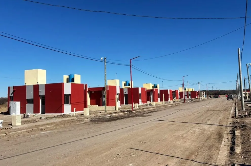 Las viviendas, que serán entregadas el 10 de diciembre, tienen entre 95 y 73% de avance.