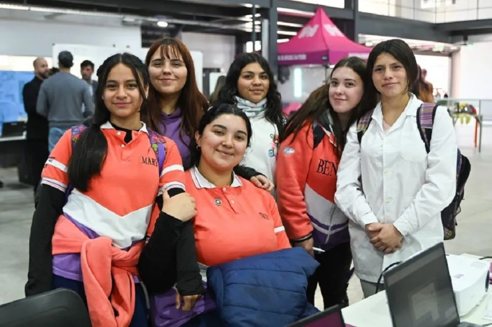 Más de 450 personas de Merlo y Tilisarao se acercaron a conocer la propuesta educativa de cara a las preinscripciones 2026.