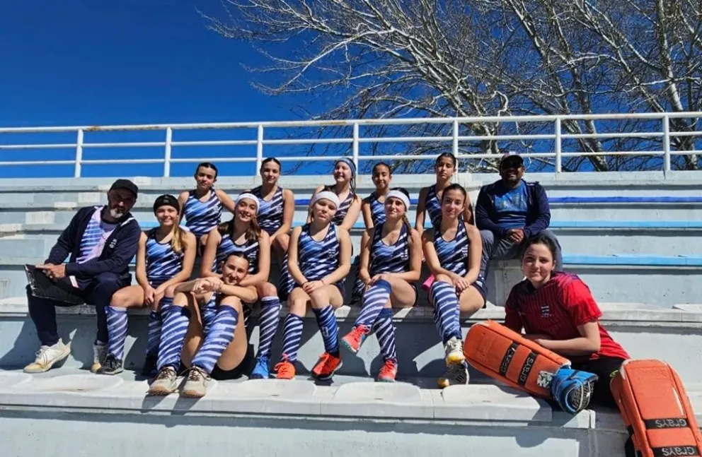 Gran jornada deportiva de Alerces Hockey Club en el complejo Ave Fénix de San Luis.