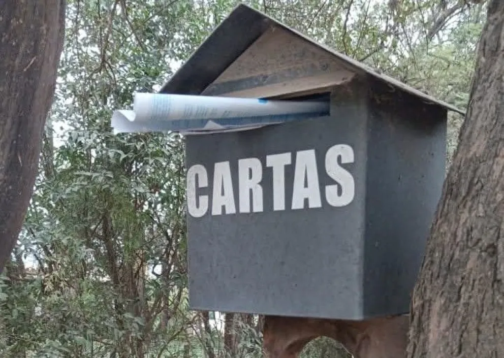 Buzones ubicados aún en Villa de Merlo. 