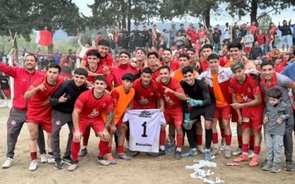 San Martín de Merlo y Naschel Unidos disputarán la gran final el sábado 13 de diciembre a las 17:00, en el estadio de Atlético Concarán. 