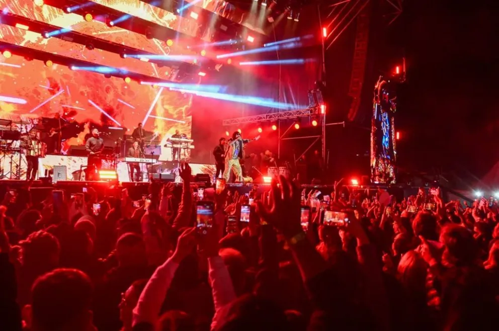 ‘La Mona’ Jiménez volvió a reencontrarse con su público puntano.