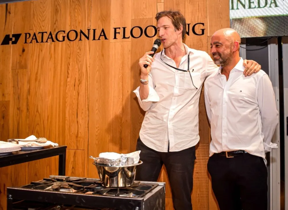 Iván de Pineda presente en el vento que se hizo en Villa de Merlo.