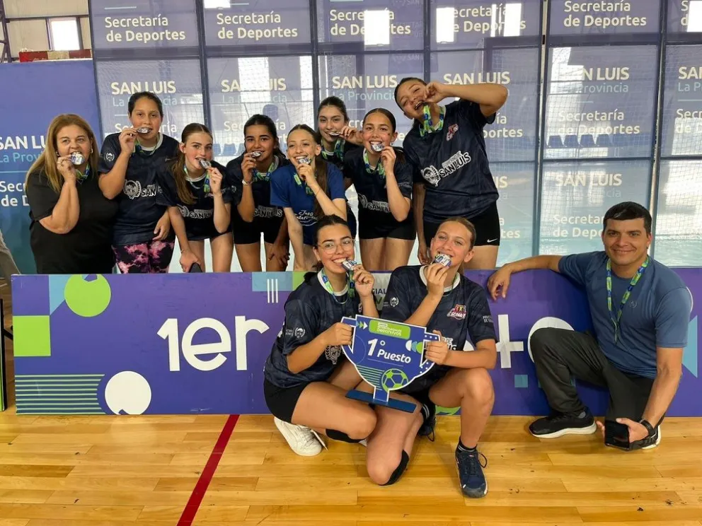 Las alumnas del Santiago Besso brillaron en los Intercolegiales.