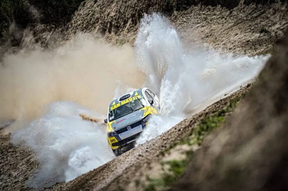En gran carrera, Mirabile – Suárez ganaron la primera etapa. (Foto: Marcelo Lacerda//Rally País)