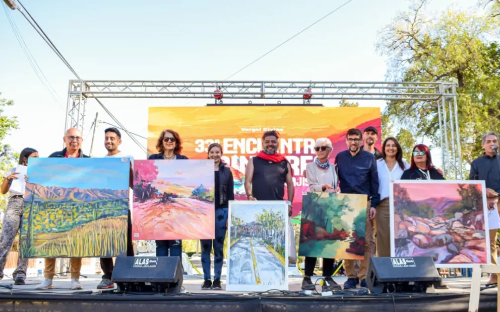 El domingo se realizó la exposición y premiación de las obras, con una galería a cielo abierto que mostró la creatividad y sensibilidad de los artistas participantes. E