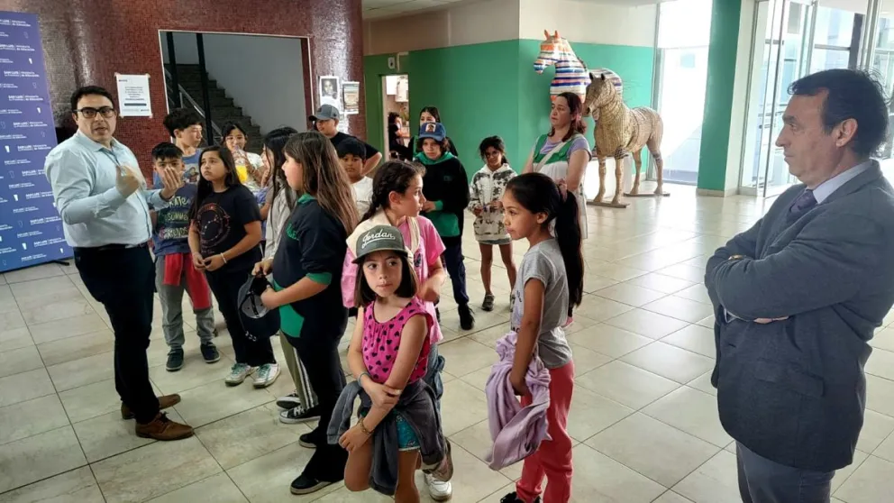 Además del recorrido por el Ministerio, visitaron el Museo Histórico de San Luis (Muhsal), el Parque Astronómico y la réplica del Cabildo en La Punta.