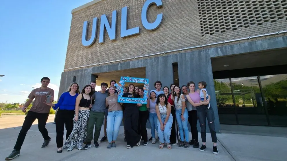 Carmela Bulgarella se convirtió en la primera Técnica Universitaria en Meteorología de la UNLC. 