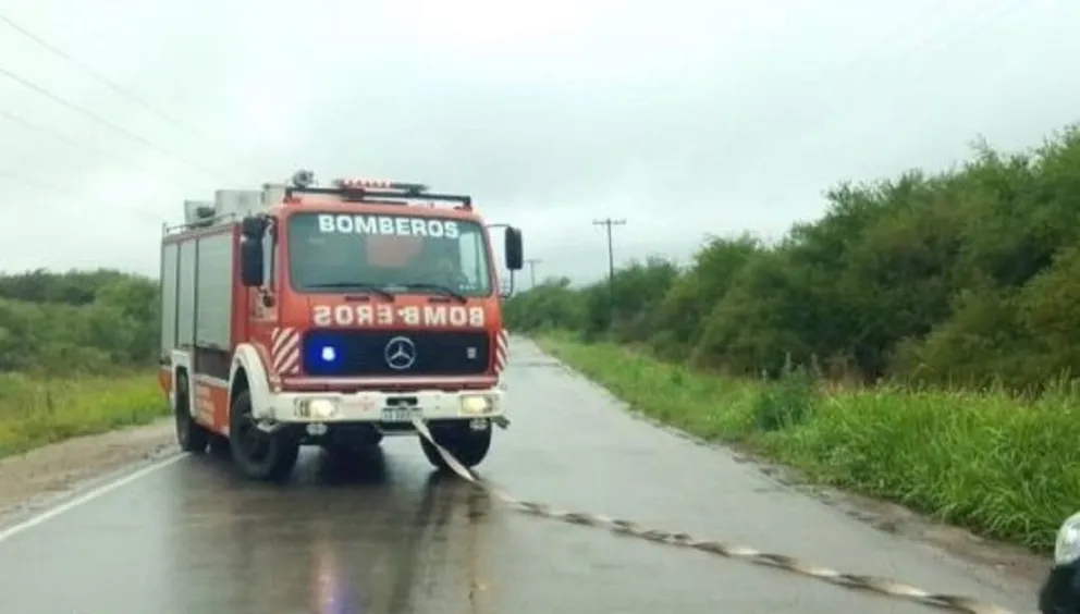 Despiste sin heridos en Carpintería: intervención rápida de Bomberos Voluntarios. (Foto: BB VV Carpintería)