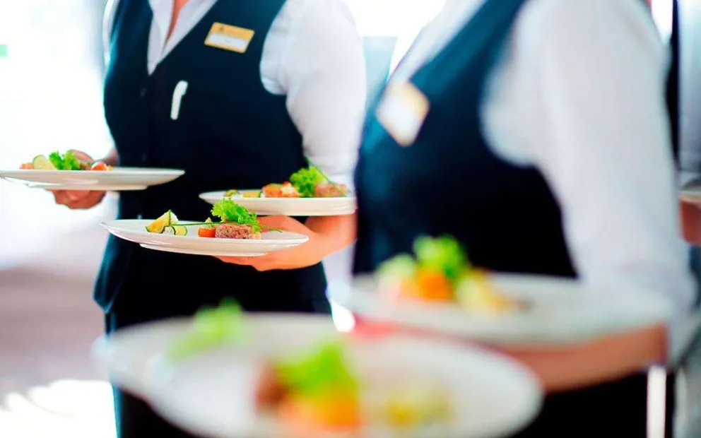 La Oficina de Empleo de la Municipalidad anunció la implementación de un programa de capacitación destinado a mozos.