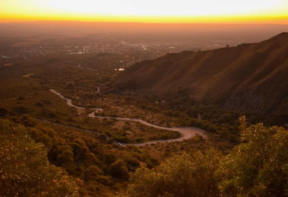 Villa de Merlo se prepara para un fin de semana extralargo. 
