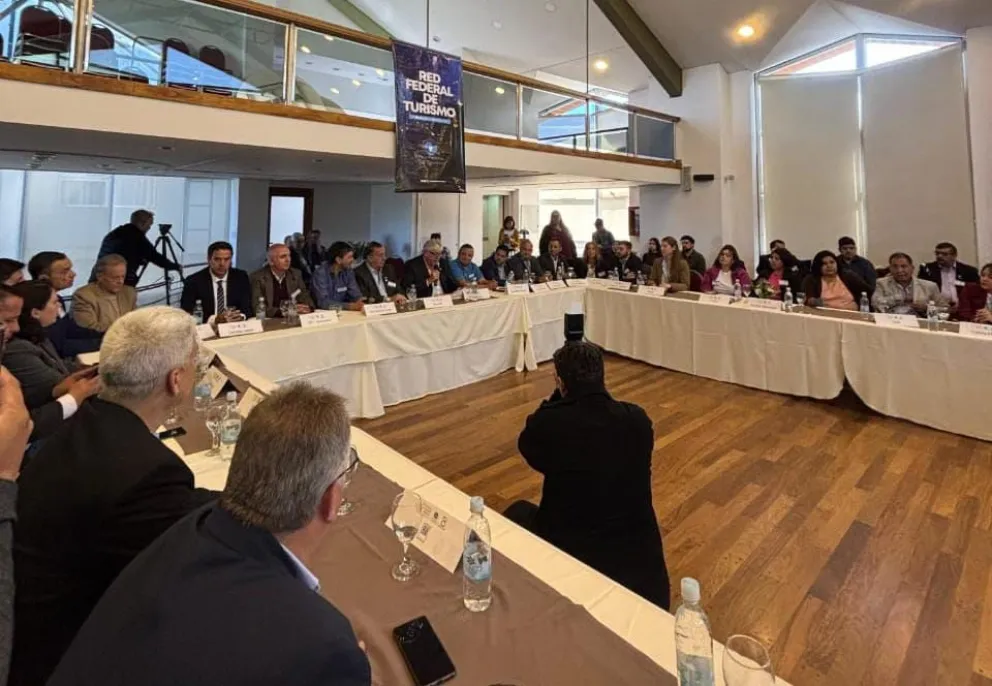 Durante la jornada se informó que la Villa de Merlo será sede, en mayo de 2026, del Congreso de Concejales de Municipios Turísticos, que convocará a 450 ediles de diversas provincias