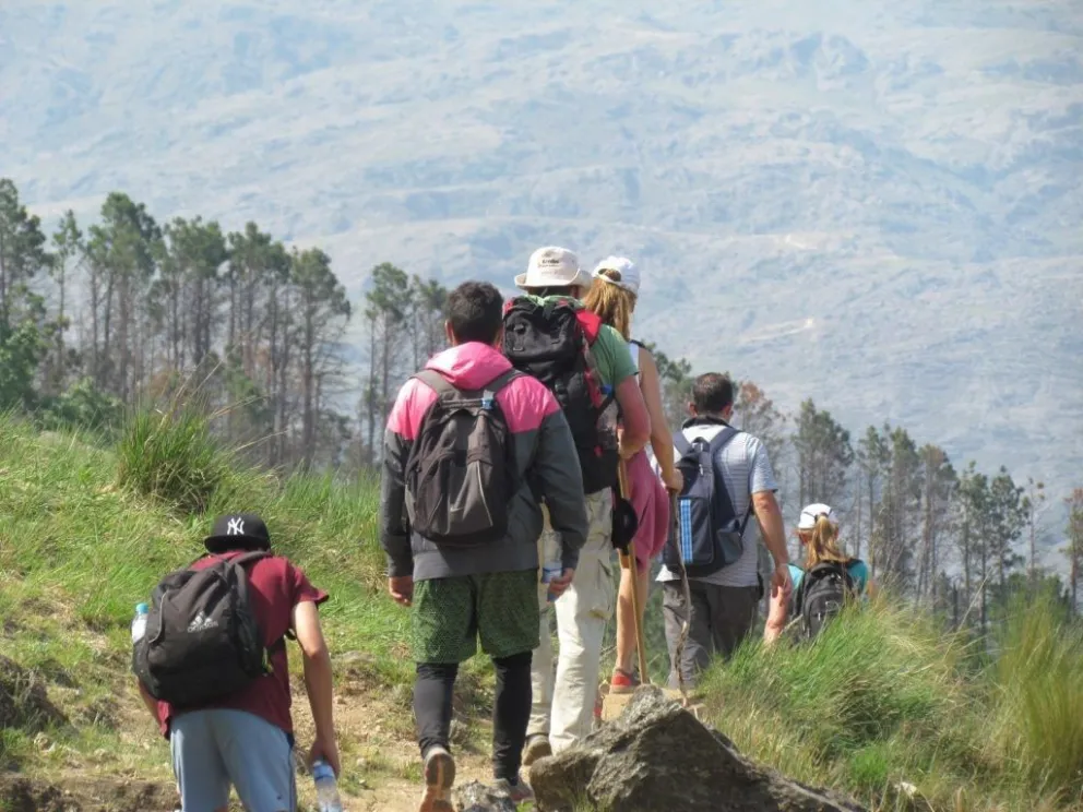La Provincia de Córdoba reforzó las condiciones para las actividades de senderismo y trekking.