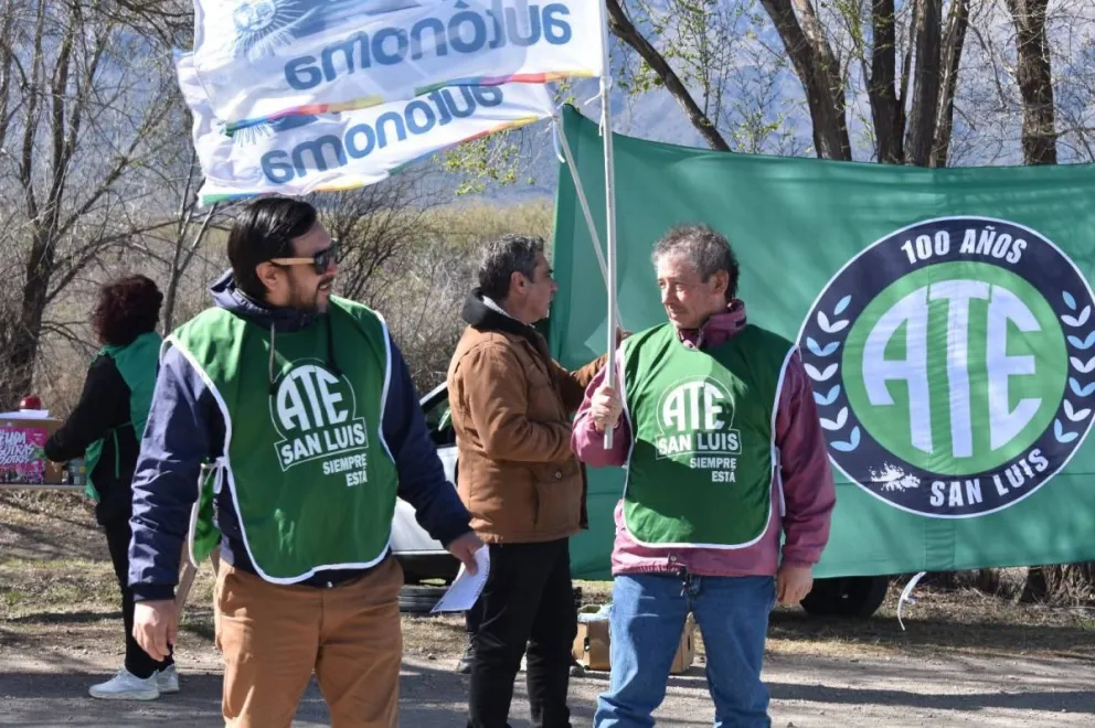 ATE reclamará al Ejecutivo por mejoras en los salarios.
