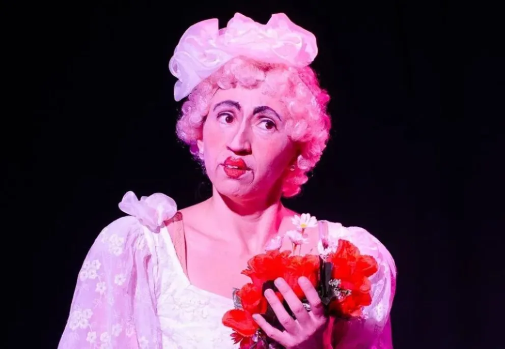 Esta noche a las 22:30 hs, el teatro toma protagonismo con “Norma”. 