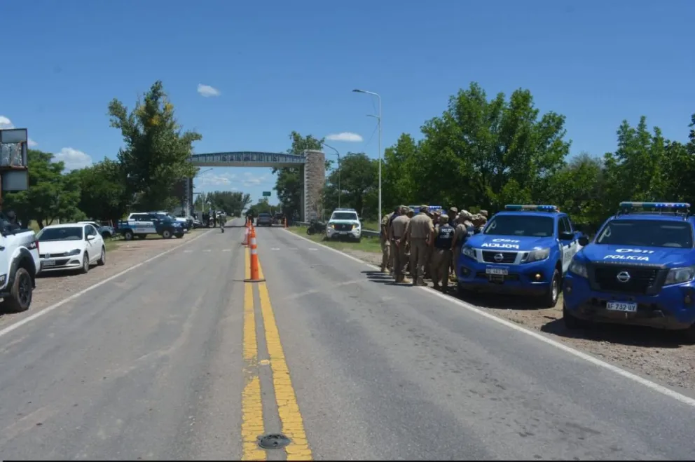 La actividad se desarrolló en el puesto limítrofe policial ubicado sobre la Ruta Nacional N°148 y la Autopista Ruta Provincial N°55.