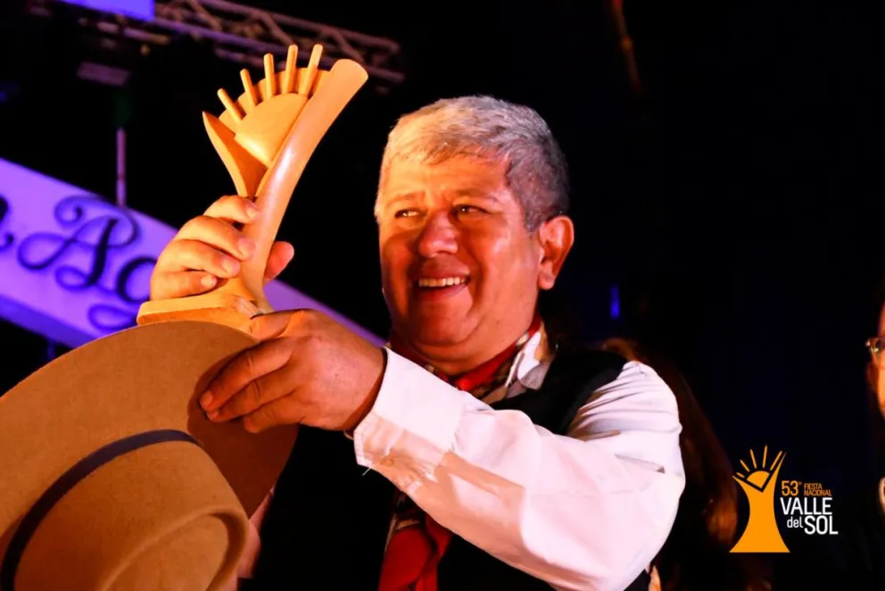 Ariel Godoy recibió el Sol de Oro.