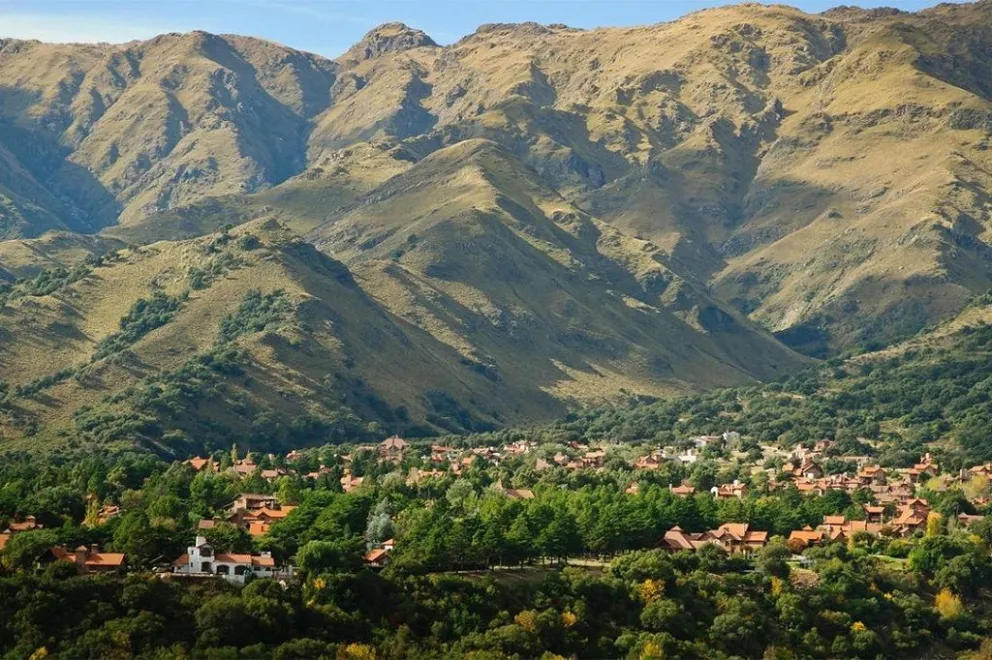 La secretaría de Turismo local invita a participar de la actividad ‘Conectá con la naturaleza: Circuito de Miradores y Puesta de Sol’.
