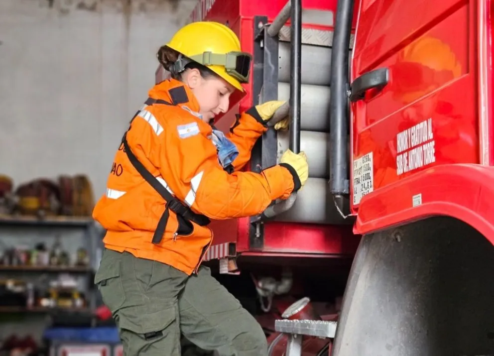 Con el objetivo de seguir fortaleciendo su labor al servicio de la comunidad, la Asociación de Bomberos Voluntarios de Tilisarao mantiene activa la Rifa 2025.