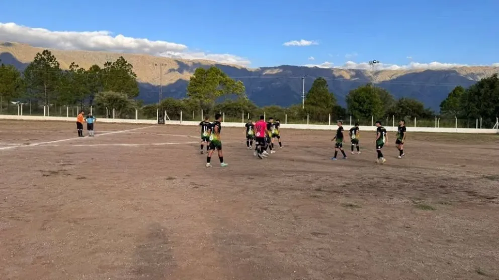 CRyDER recibe el domingo a Dolores BAP de Concarán. (Foto: Facebook CRyDER Merlo).    