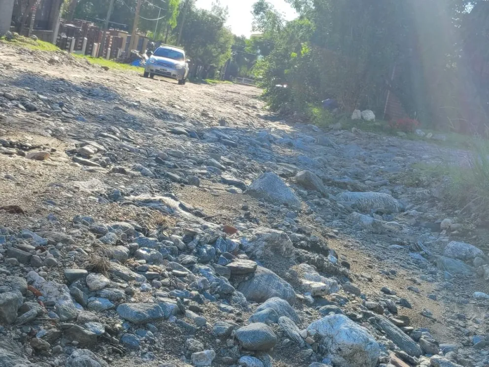La calle Tres Marías destruida tras las últimas lluvias.