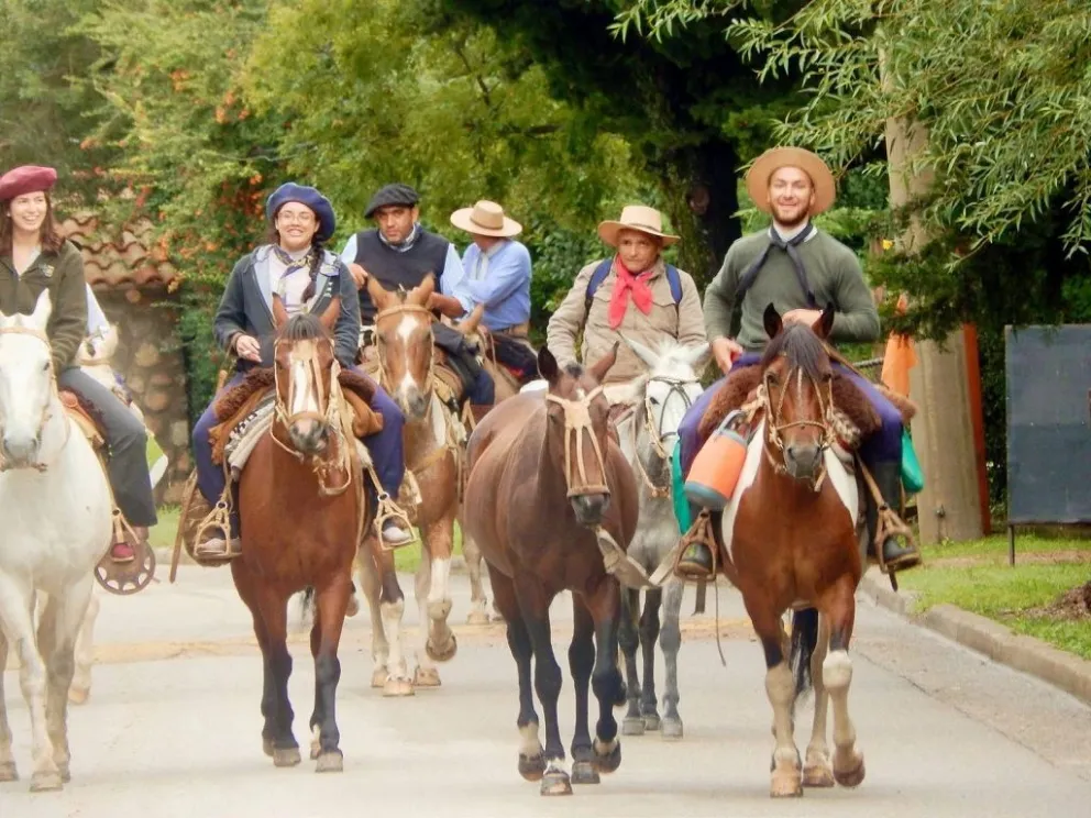 La Travesía comenzó este miércoles por la mañana y reunió a gauchos de toda la provincia.