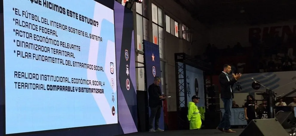 La información fue presentado ante dirigentes el pasado sábado, y expone la dimensión social y cultural de miles de instituciones. (Foto: DSL)