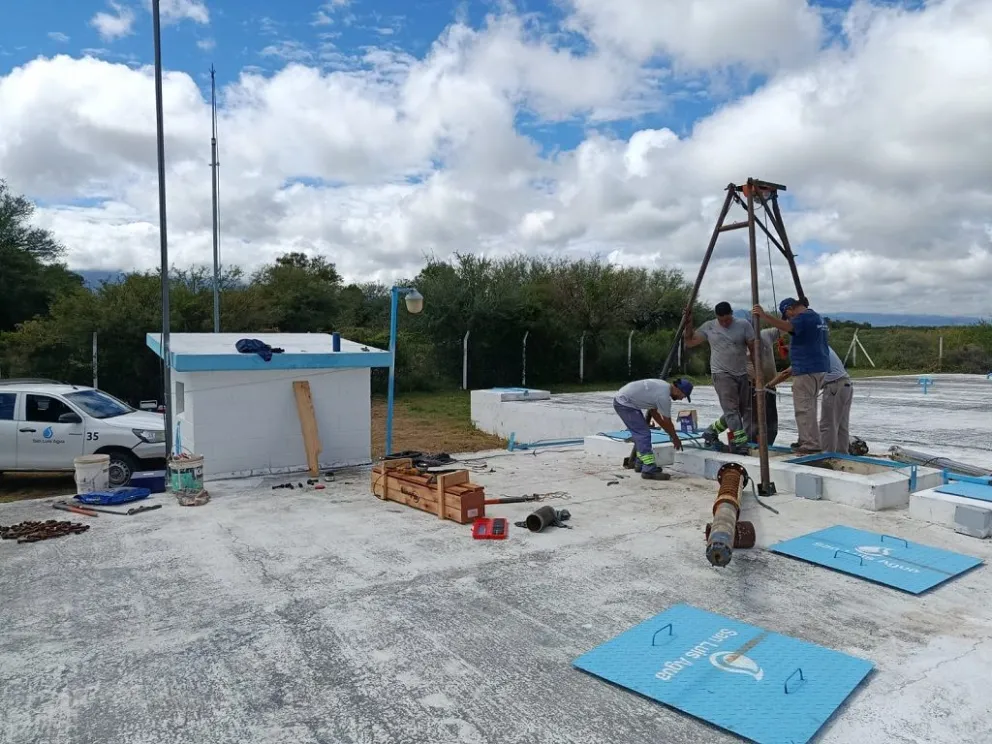 Con la instalación de los dos nuevos equipos de bombeo y la renovación de sus respectivos componentes eléctricos, la estación ha recuperado su capacidad operativa plena.