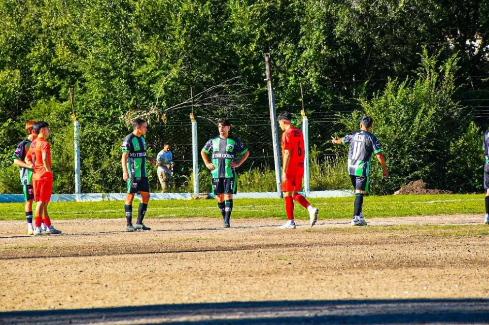 El municipio de la Villa de Merlo elevó un comunicado con sanciones tras los hechos ocurridos durante el clásico disputado entre Casino y San Martín. 