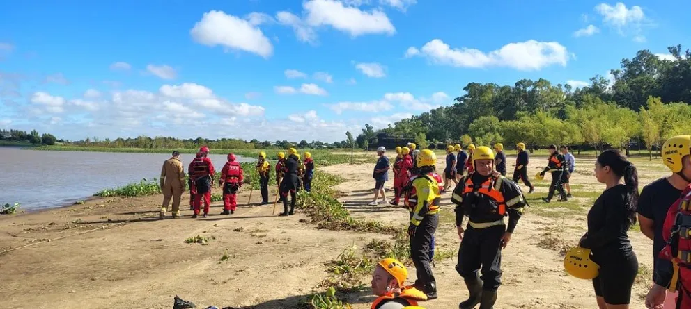 Bomberos Voluntarios de Tilisarao y Villa Larca completaron una capacitación internacional en Entre Ríos.