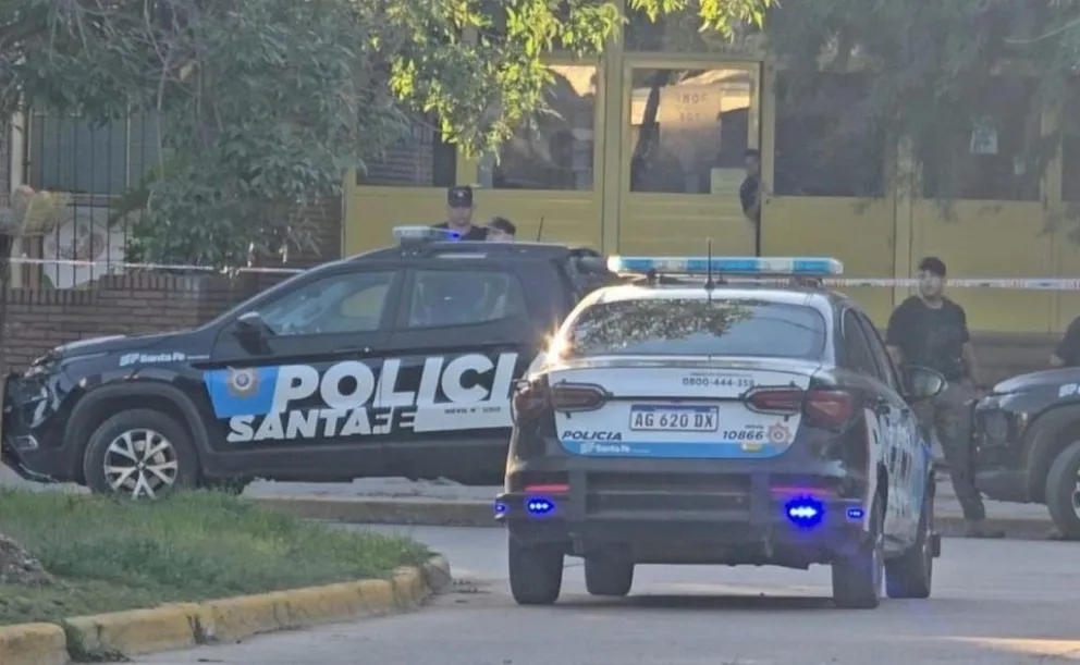 La escuela donde ocurrió el estremecedor crimen. (Foto gentileza RTS//Cadena 3)