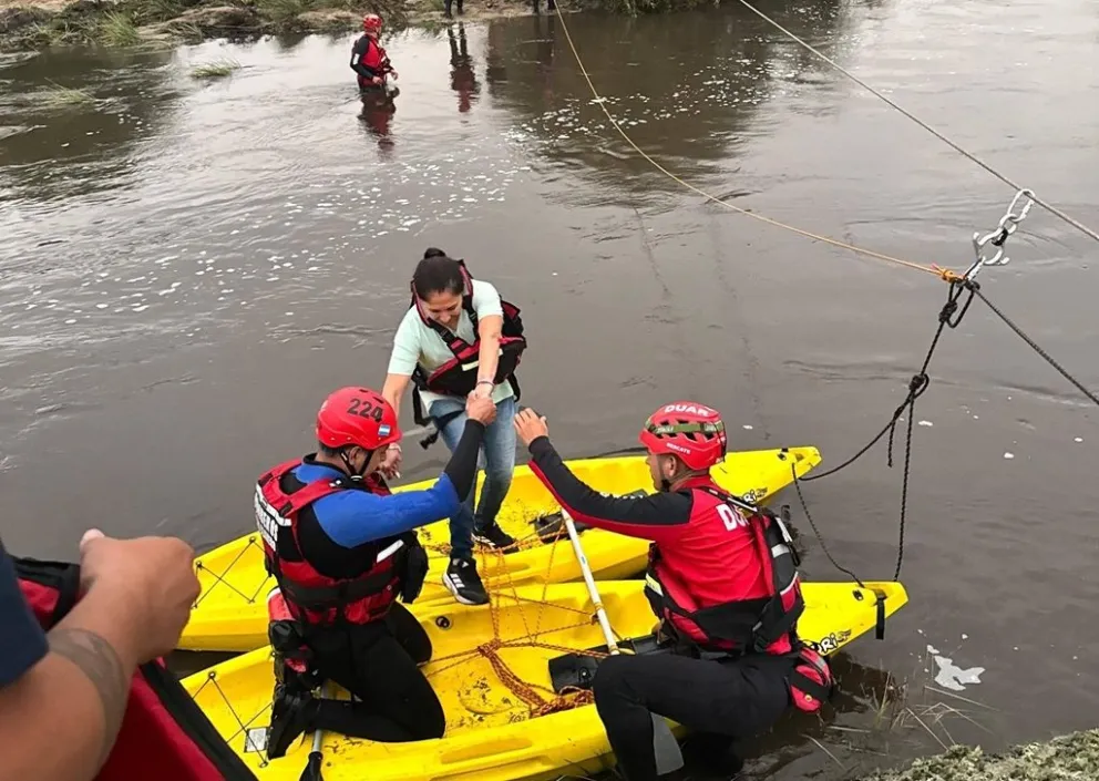 El operativo de rescate movilizó a efectivos del DUAR, ETAC y Bomberos Voluntarios. 