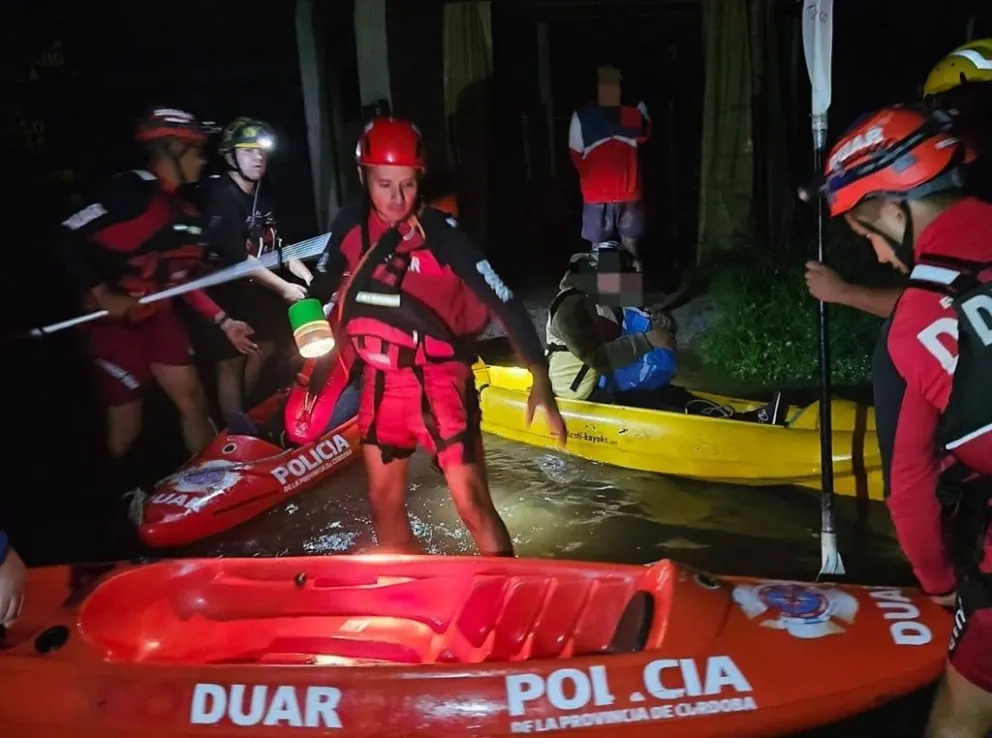 Del procedimiento participaron efectivos del DUAR, Bomberos Voluntarios, ETAC y Defensa Civil. 