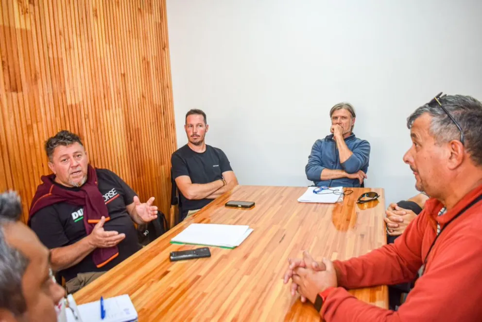 La Villa de Merlo avanza en la articulación con actores del turismo activo a través de una propuesta impulsada por la Secretaría de Turismo, que busca fortalecer el vínculo con guías y prestadores del sector.