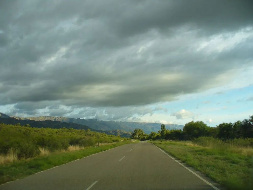 Habrá bancos de niebla matutinos en algunas partes de la provincia pero la nubes desaparecerían por la tarde.